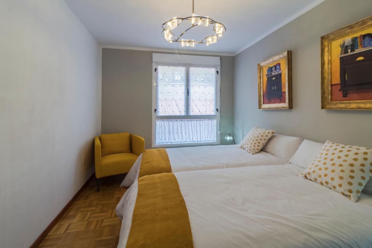 Apartamento Vital Aza โปลา เด เลนา ภายนอก รูปภาพ